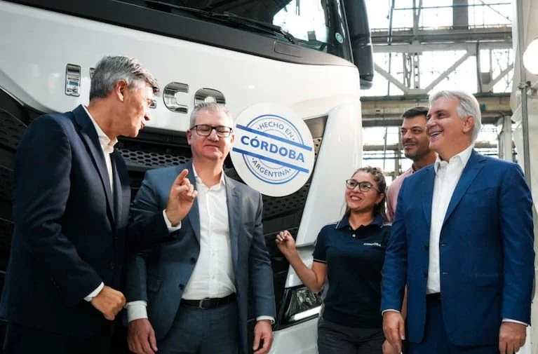 martin-llaryora-M5II7CAKQFF67OD2SH2WL34E7A