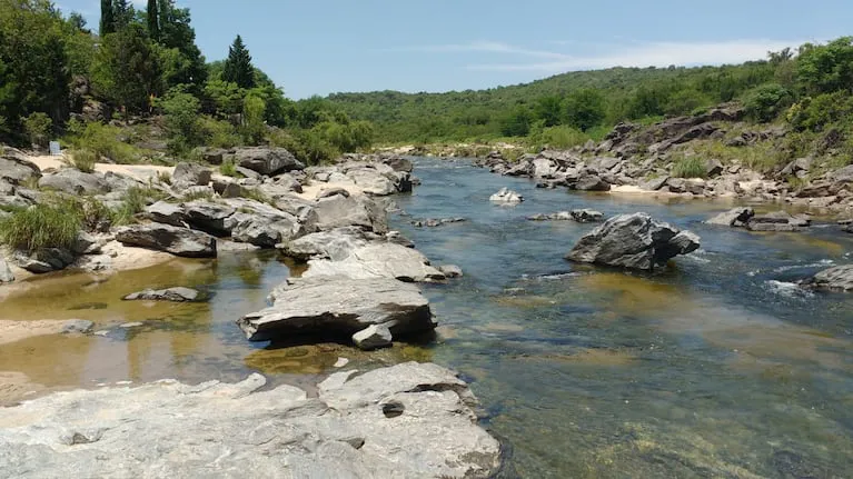 villa-canada-del-sauce-una-belleza-casi-secreta-de-cordoba-fotos-roberto-battaglino-QZBDRFBS4RHX7JHWEQUYR44UGU